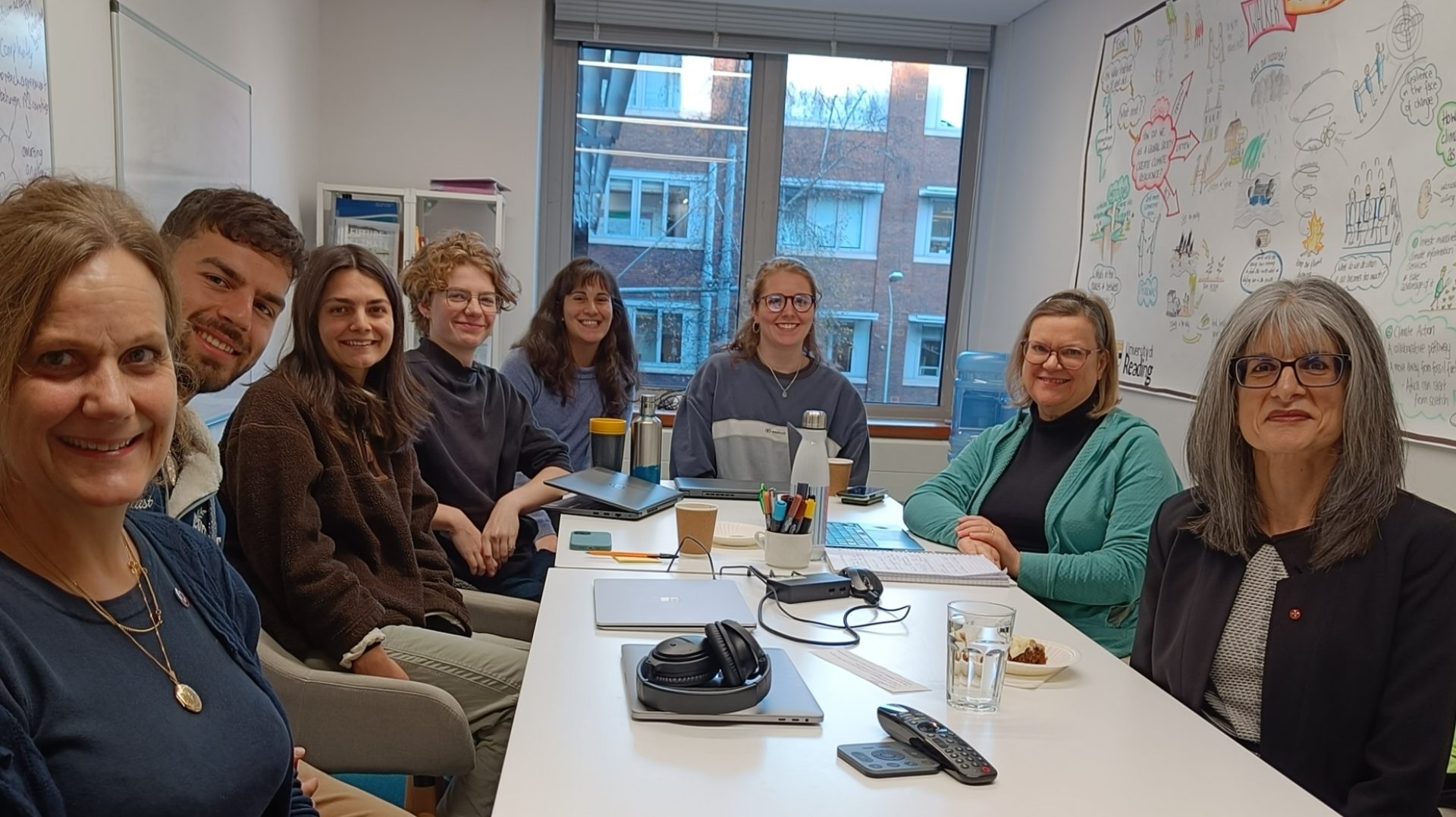 21 Nov Students in the studio d