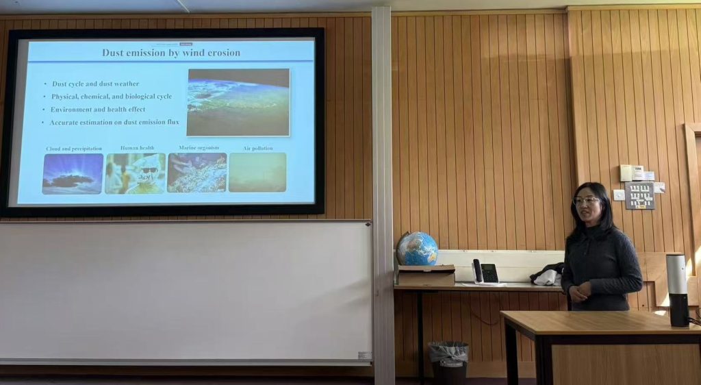 Dr Xiaolan Li delivering her presentation 